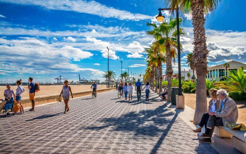 Valencia Beach Rooms ภายนอก รูปภาพ