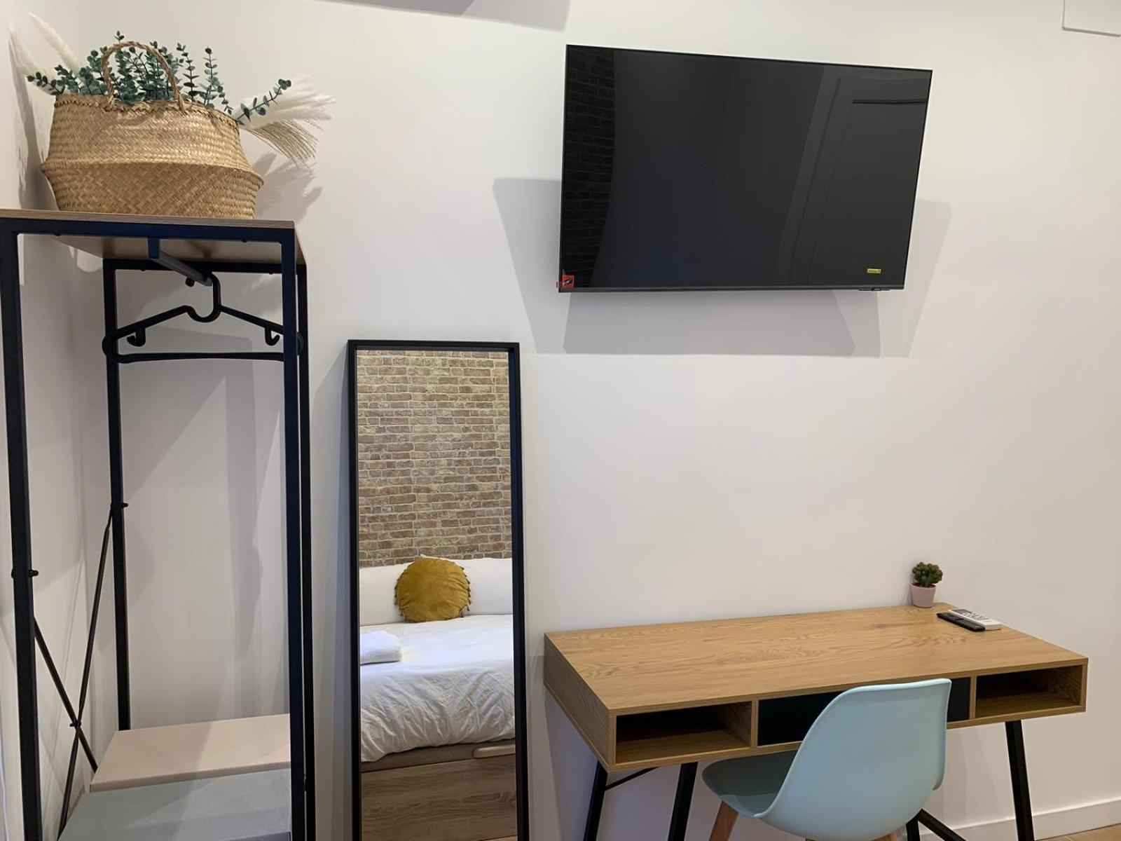 Valencia Beach Rooms ภายนอก รูปภาพ